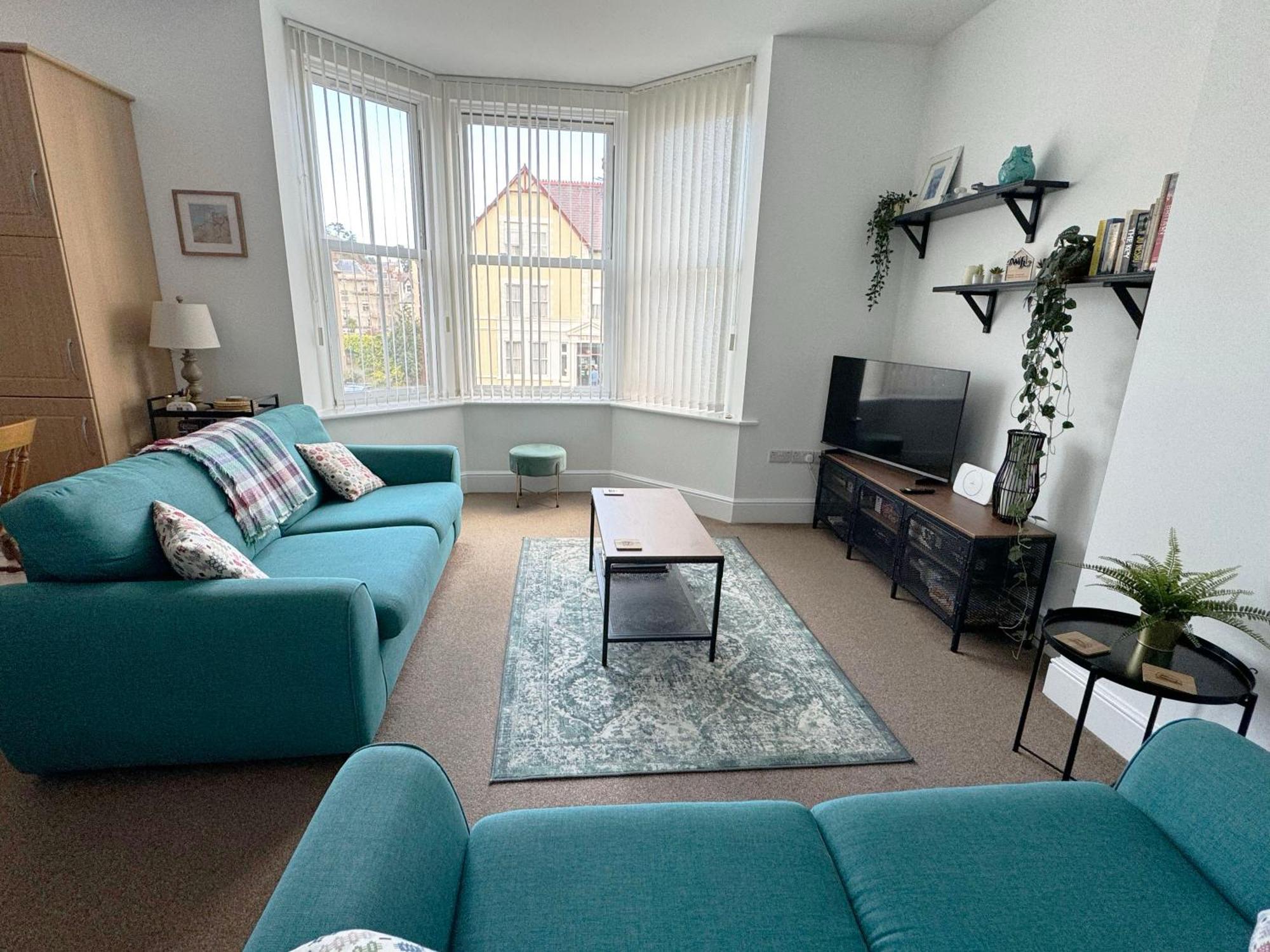 Private Parking, Central Llandudno, King Bed With Ensuite At Clement Lodge Eksteriør bilde